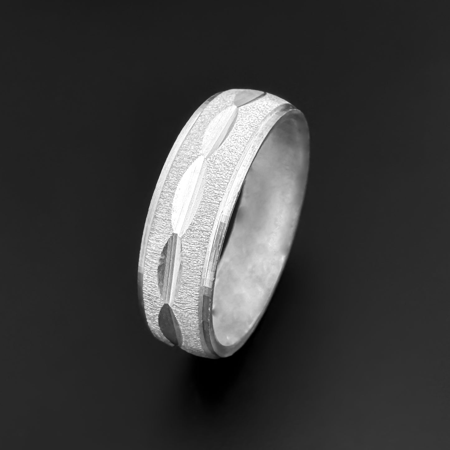 Argolla diamantada #26