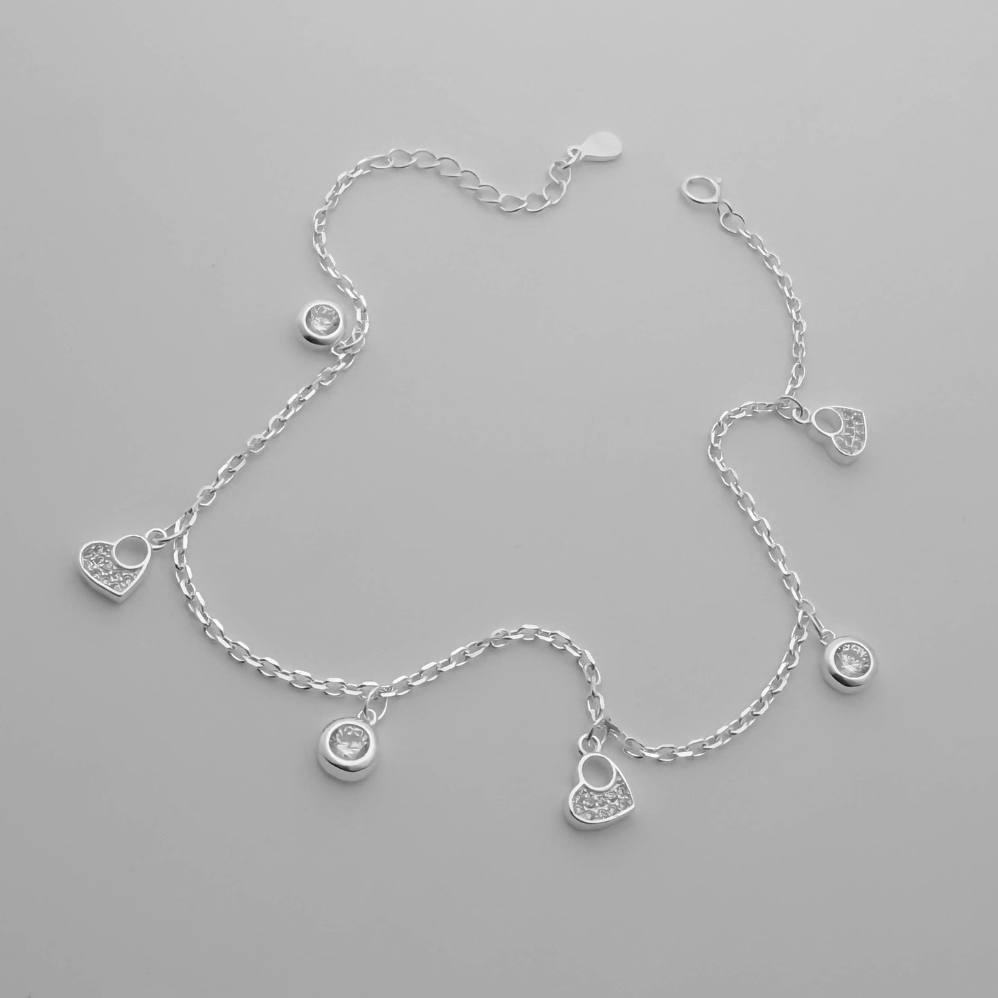 Tobillera Corazones y Zircones