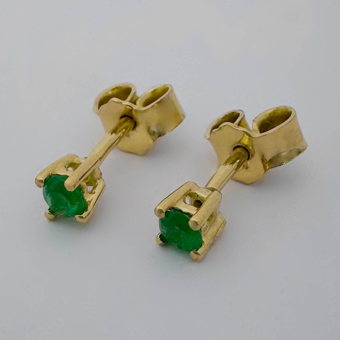 Topos Oro 18k y esmeralda