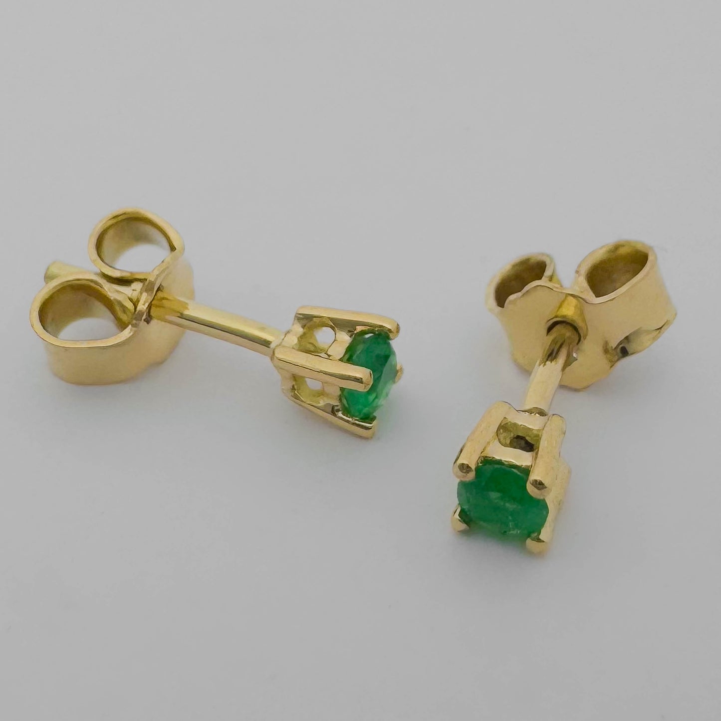 Topos Oro 18k y esmeralda