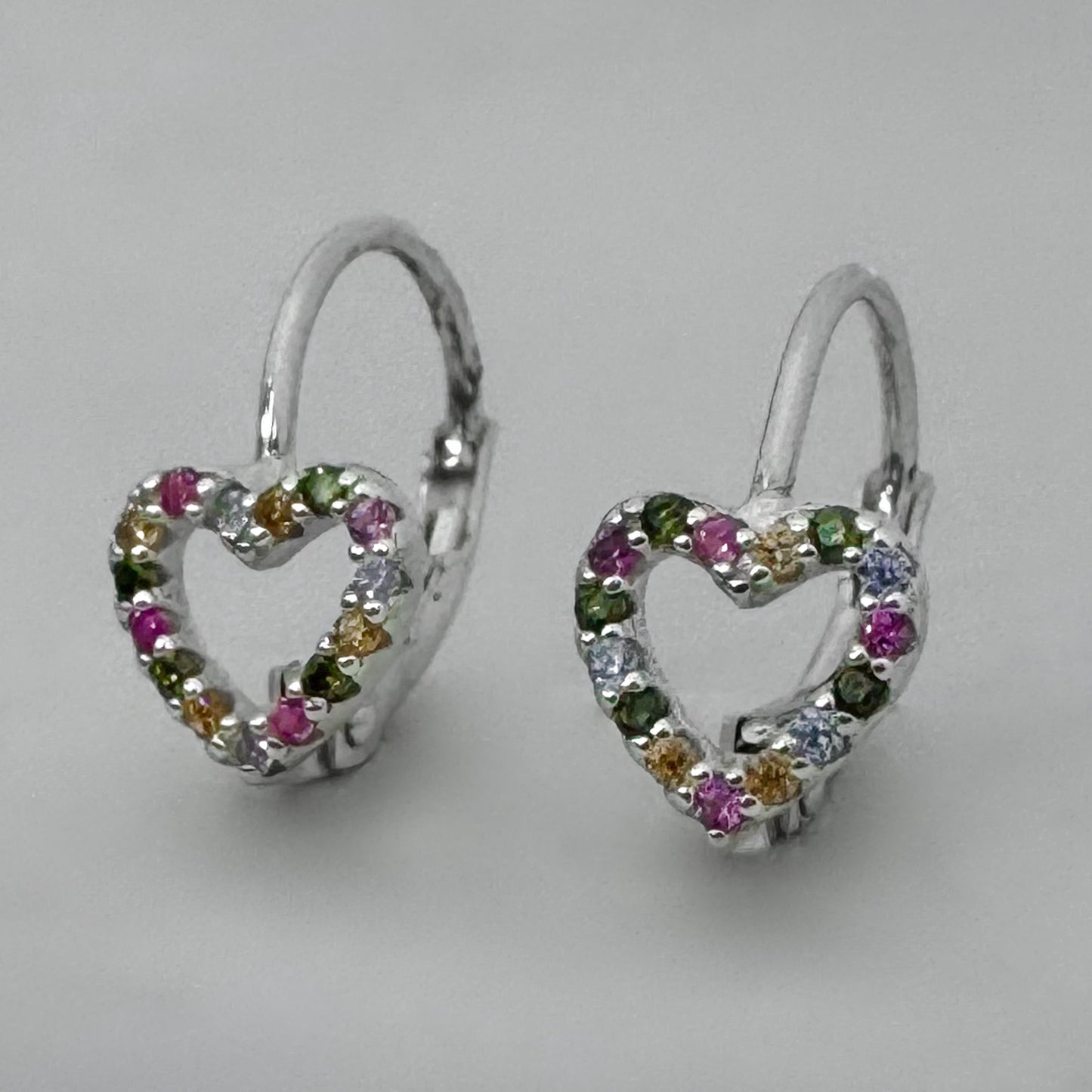 Aretes corazón colores