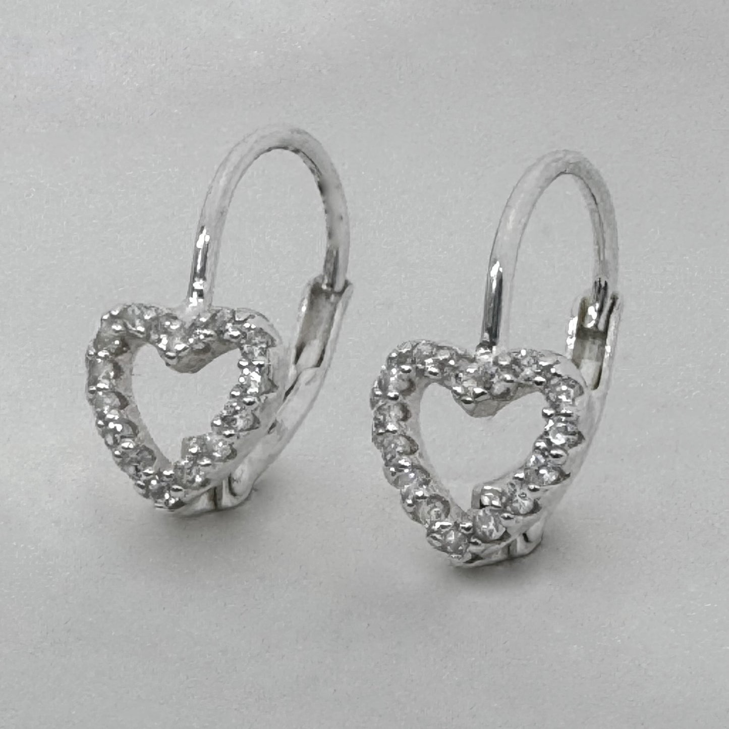 Aretes corazón colores