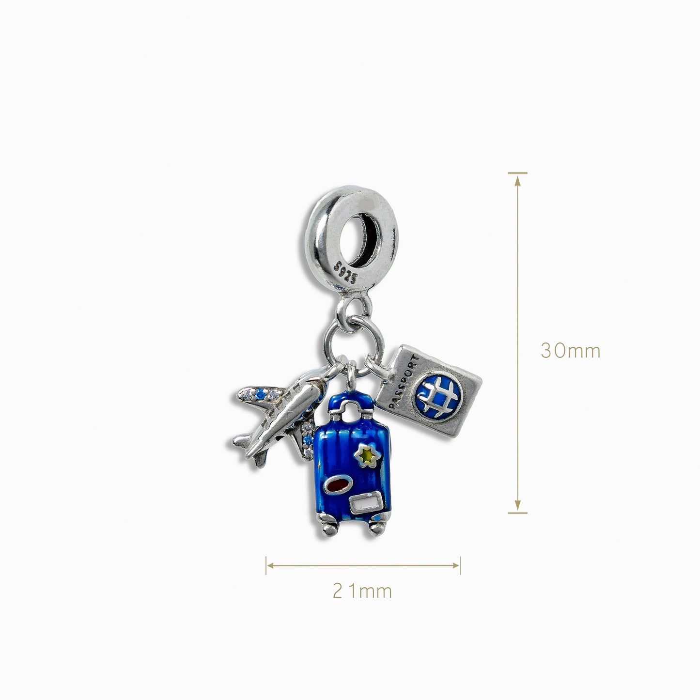 Charm colgante triple en Plata Ley 925 con dijes de avión con circones, maleta azul esmaltada y pasaporte miniatura.