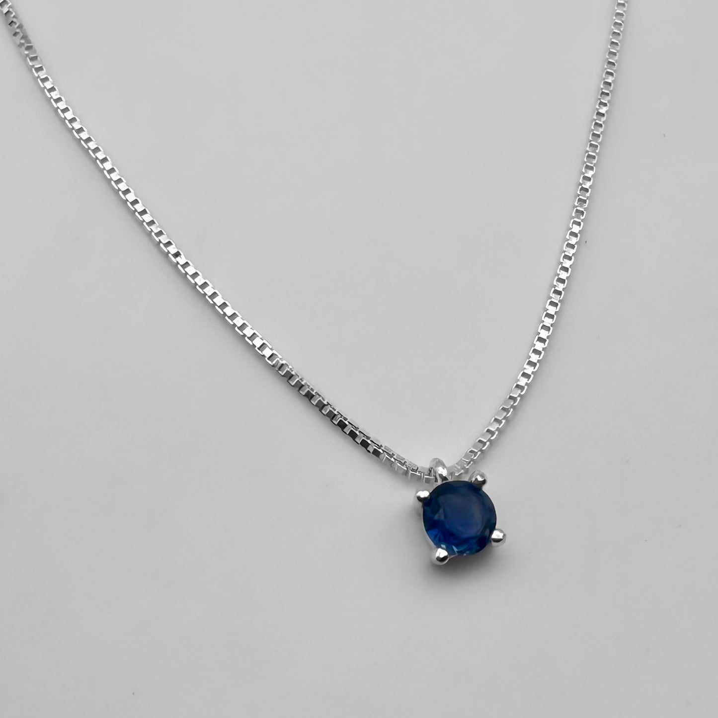 Collar con Zafiro