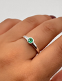 Anillo con Esmeralda
