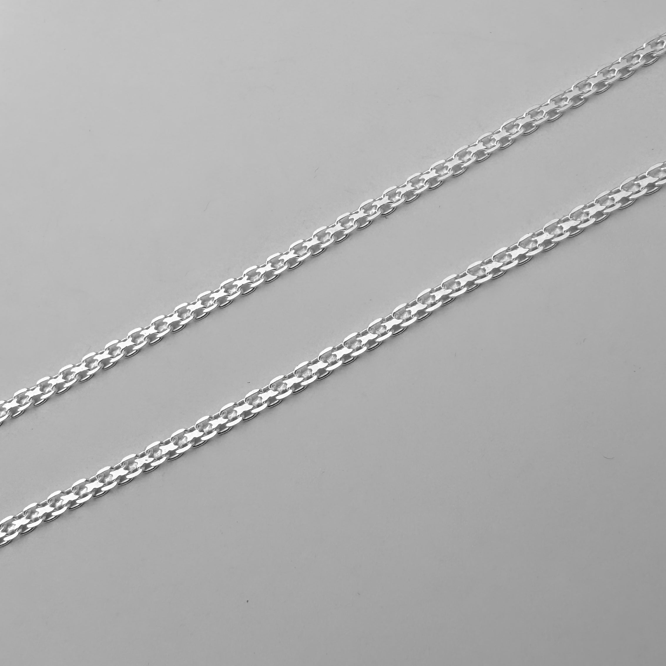 Pulsera Chinesco delgada