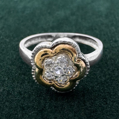 Anillo flor niña