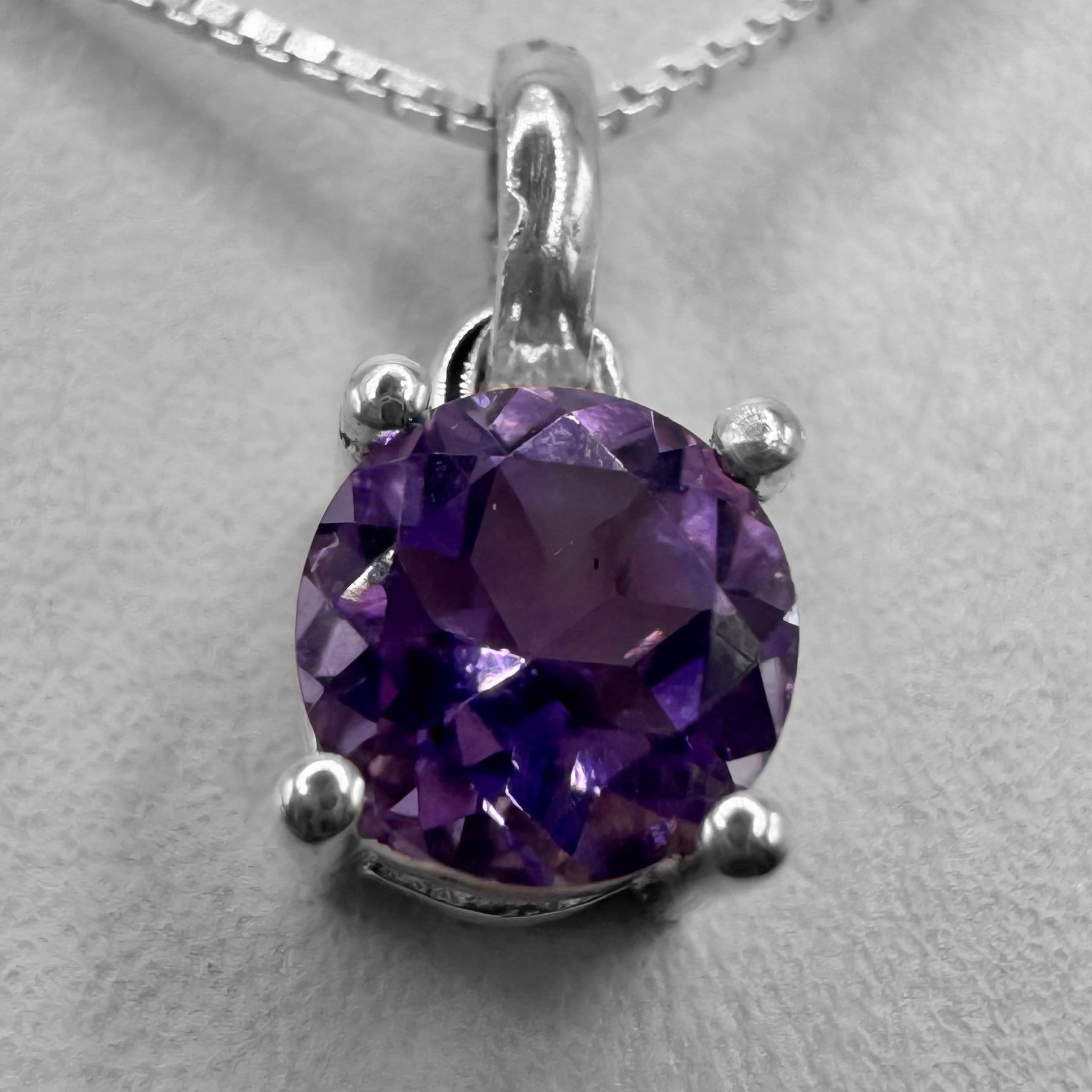 Collar Amatista Grande.