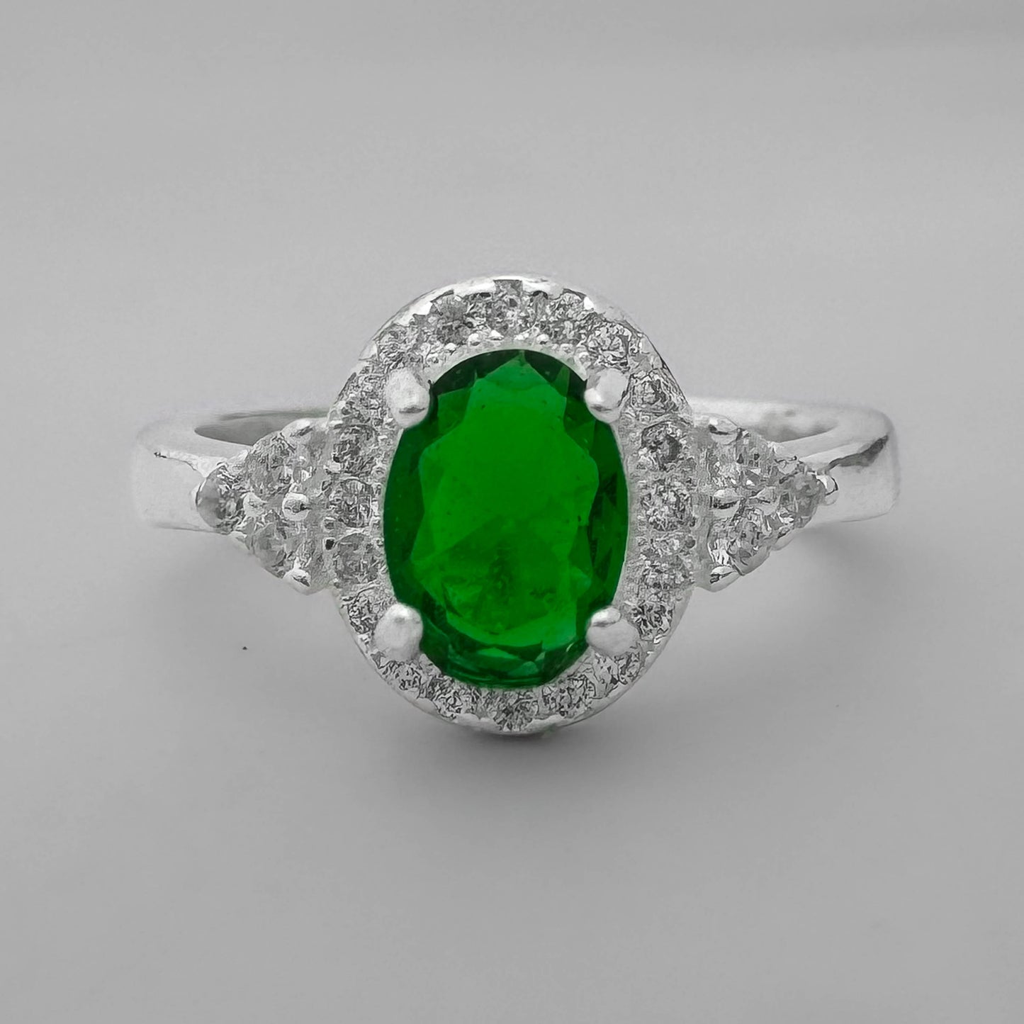 Anillo marquesa ovalada