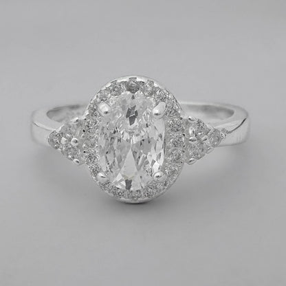 Anillo marquesa ovalada