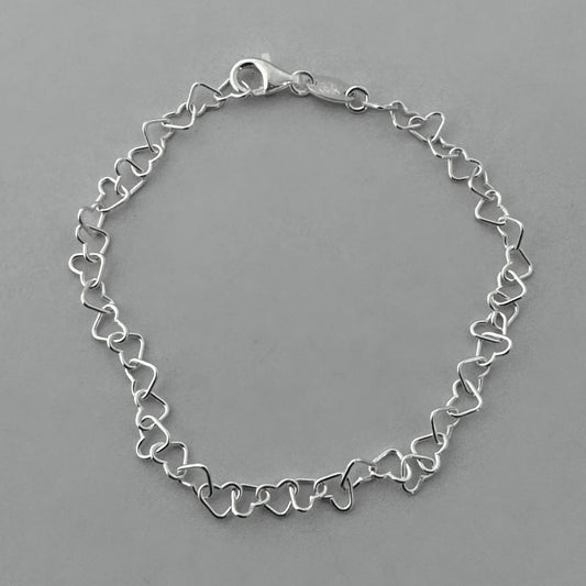 Pulsera corazones mediana