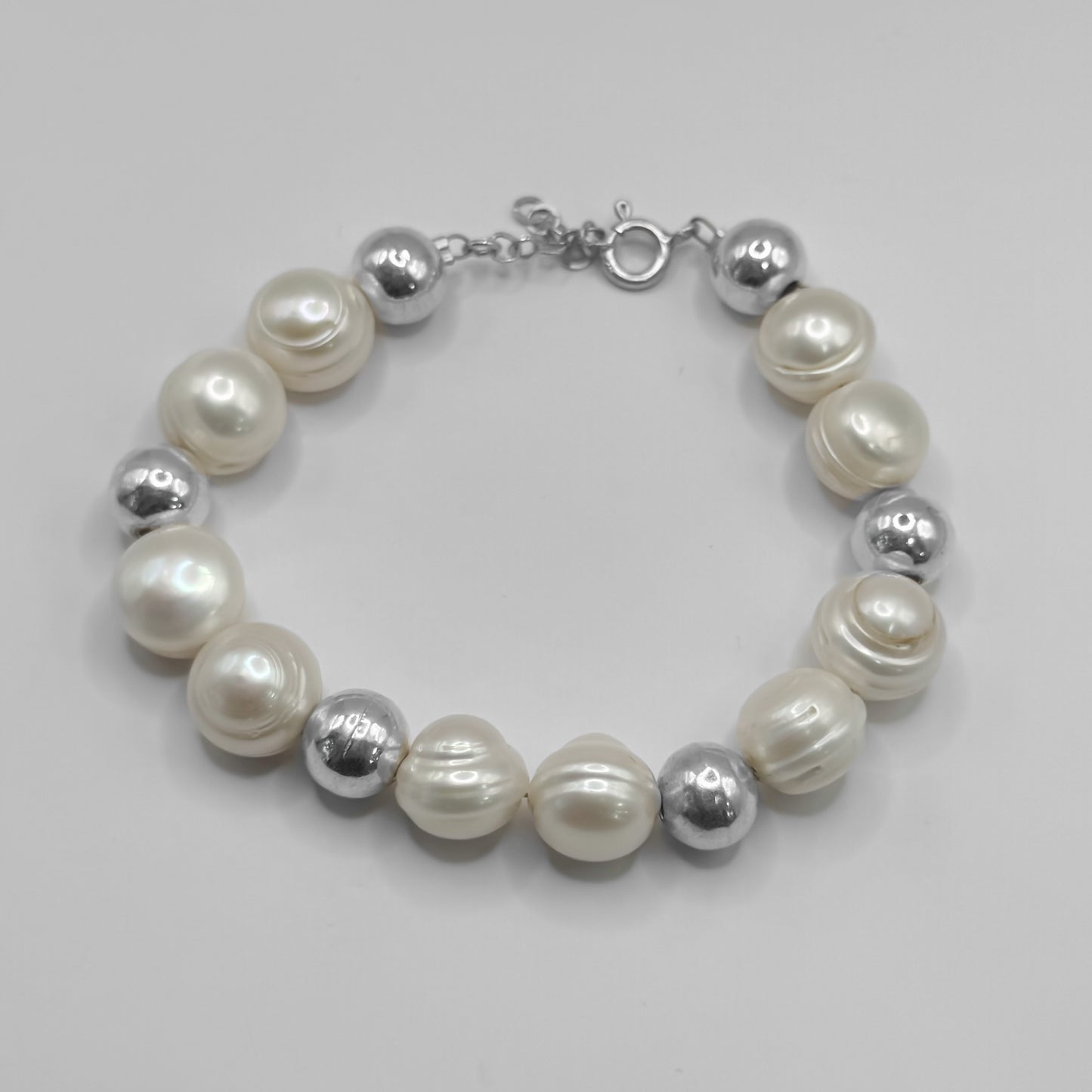 Pulsera de perlas cultivadas grandes