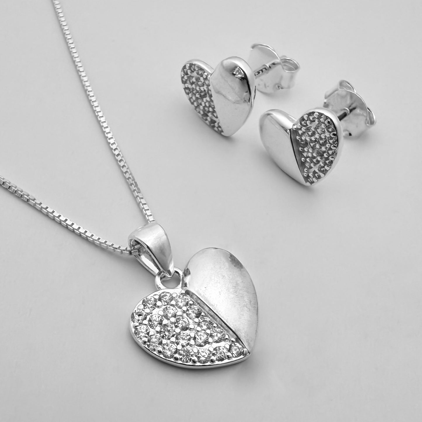 Juego Corazones y Zircones