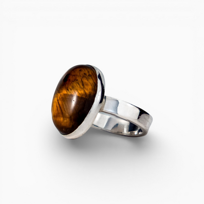 Anillo 'Mirada de Poder' – Plata Ley 925 y Ojo de Tigre Natural