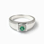 Anillo estilo sello en plata ley 925 con esmeralda y circones para hombre