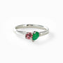 Anillo estilo Tú y Yo en plata ley 925 con esmeralda colombiana y turmalina rosa.