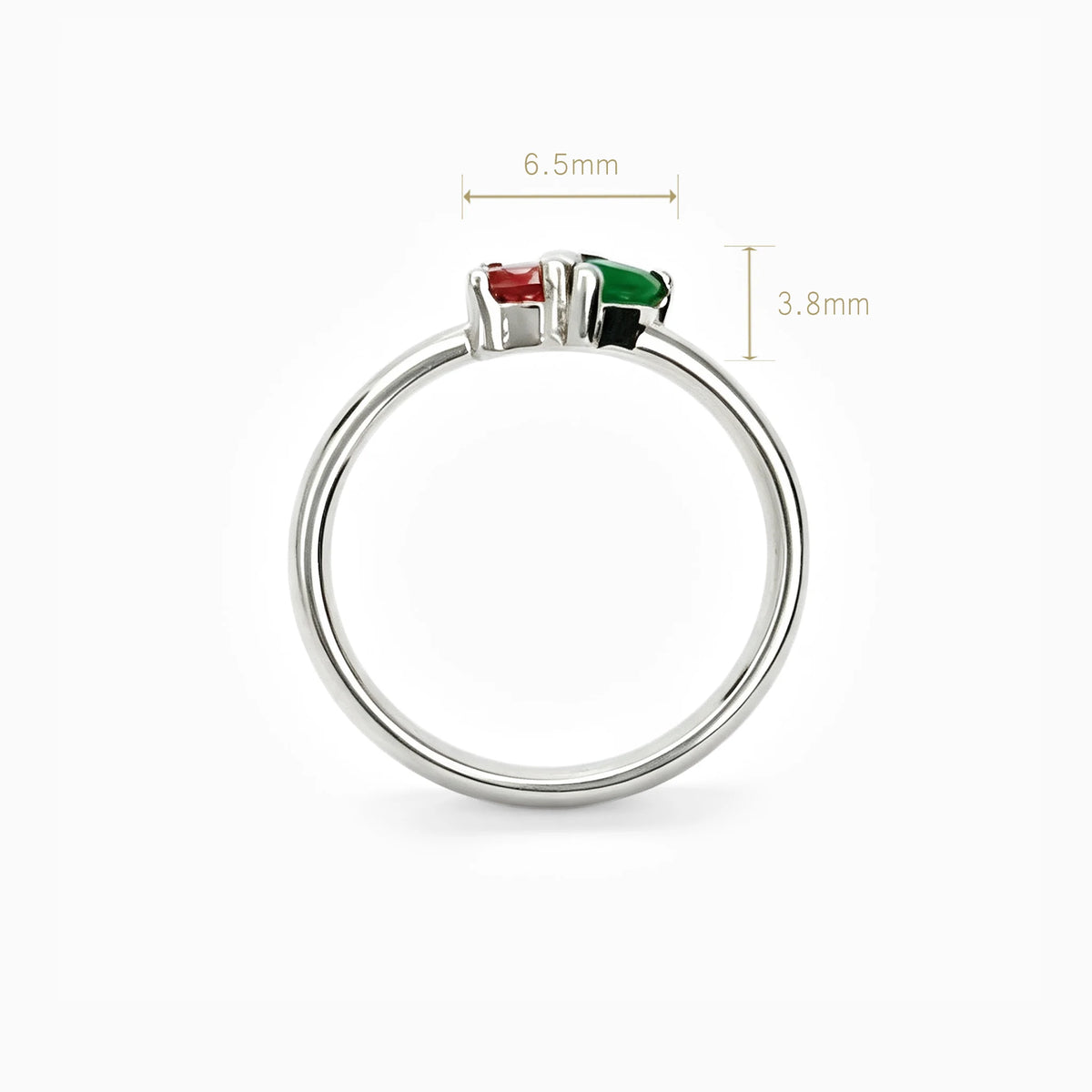 Anillo estilo Tú y Yo en plata ley 925 con esmeralda colombiana y turmalina rosa.