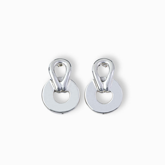 Aretes colgantes de plata ley 925 con diseño de gotas entrelazadas y caladas de 35 mm sobre fondo blanco.