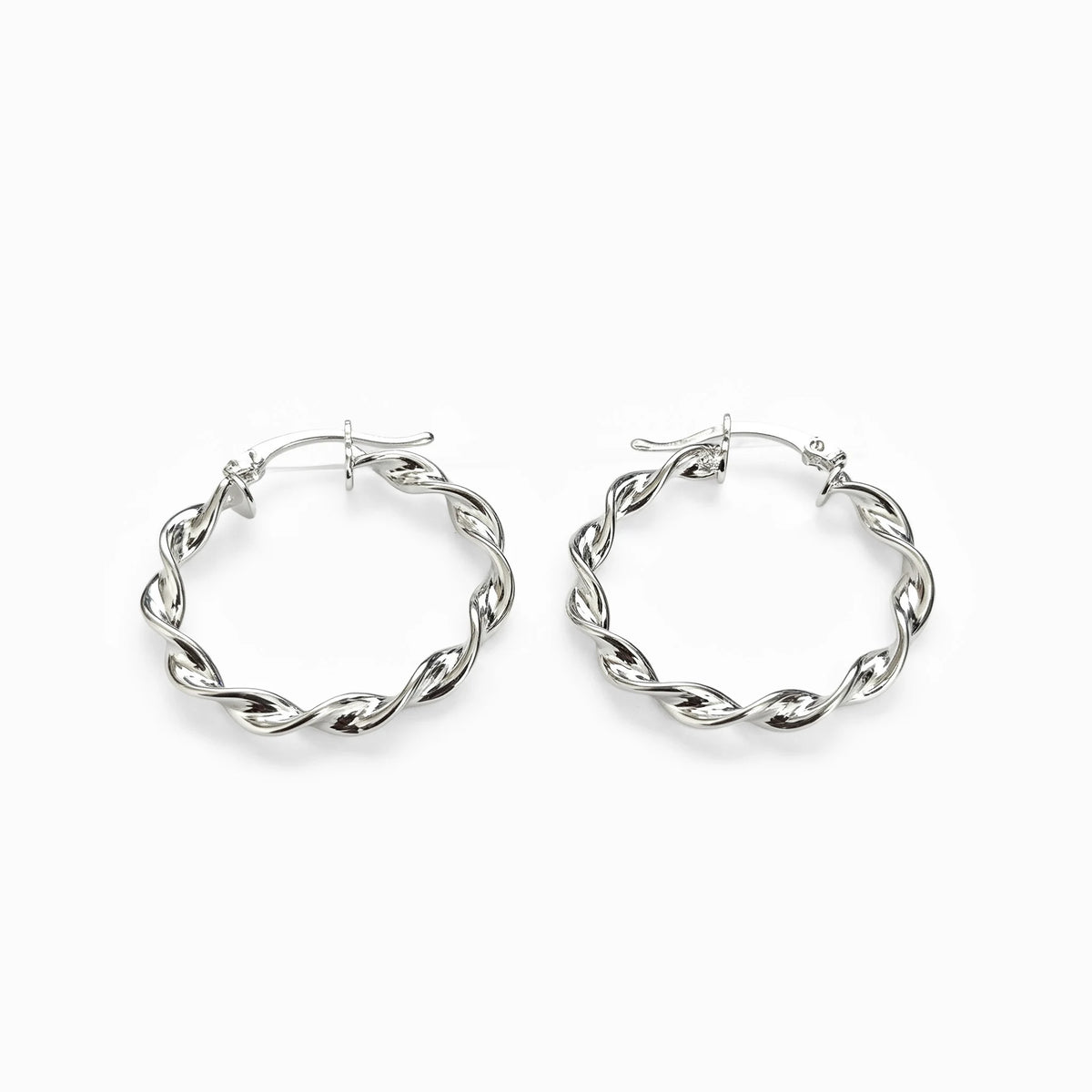 Candongas grandes entorchadas en espiral de 27x3.5 mm en plata ley 925