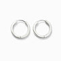 Aretes tipo huggies en plata ley 925 con diseño de cintillo frontal de 17x3 mm.