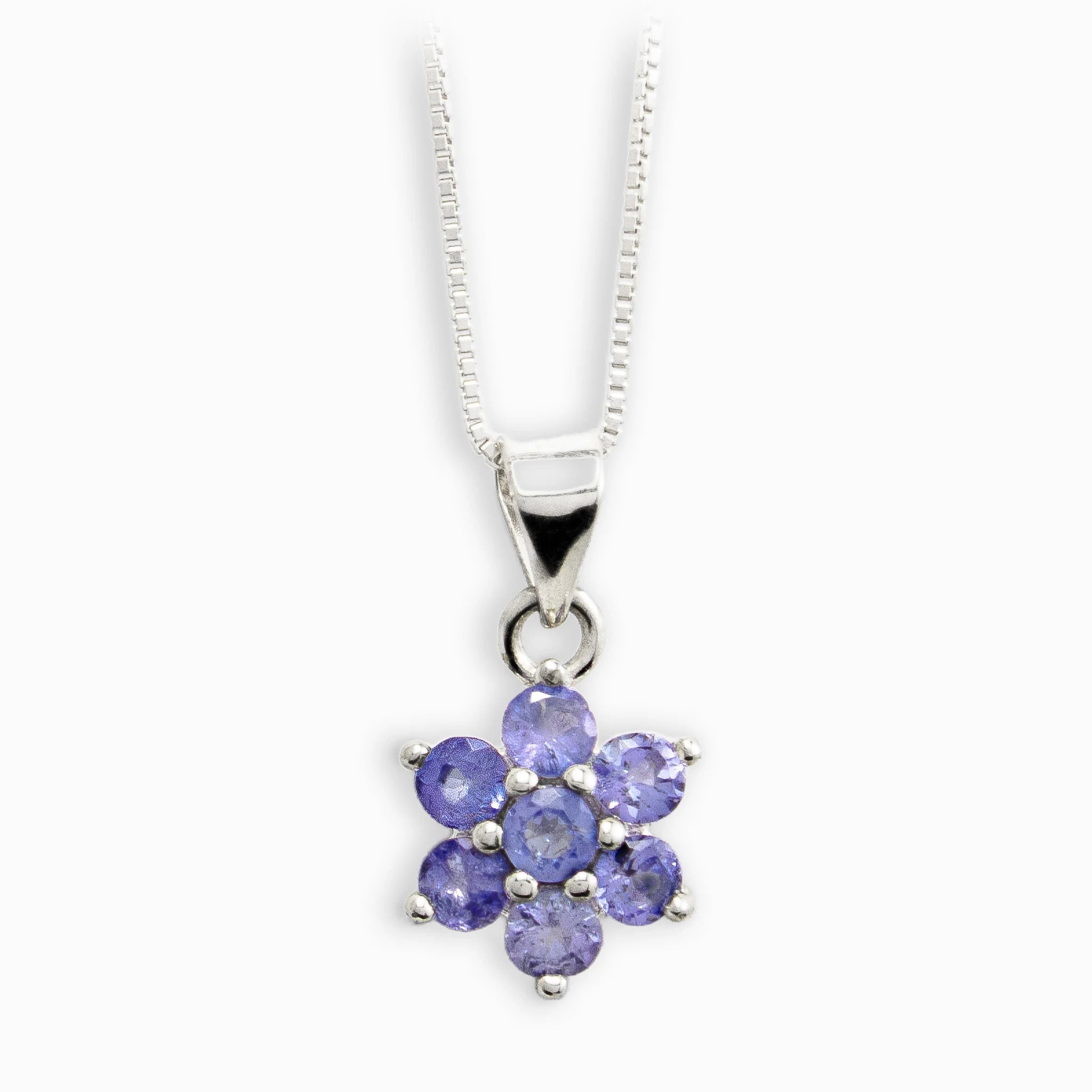 Collar floral clásico en plata ley 925 con tanzanitas para mujer