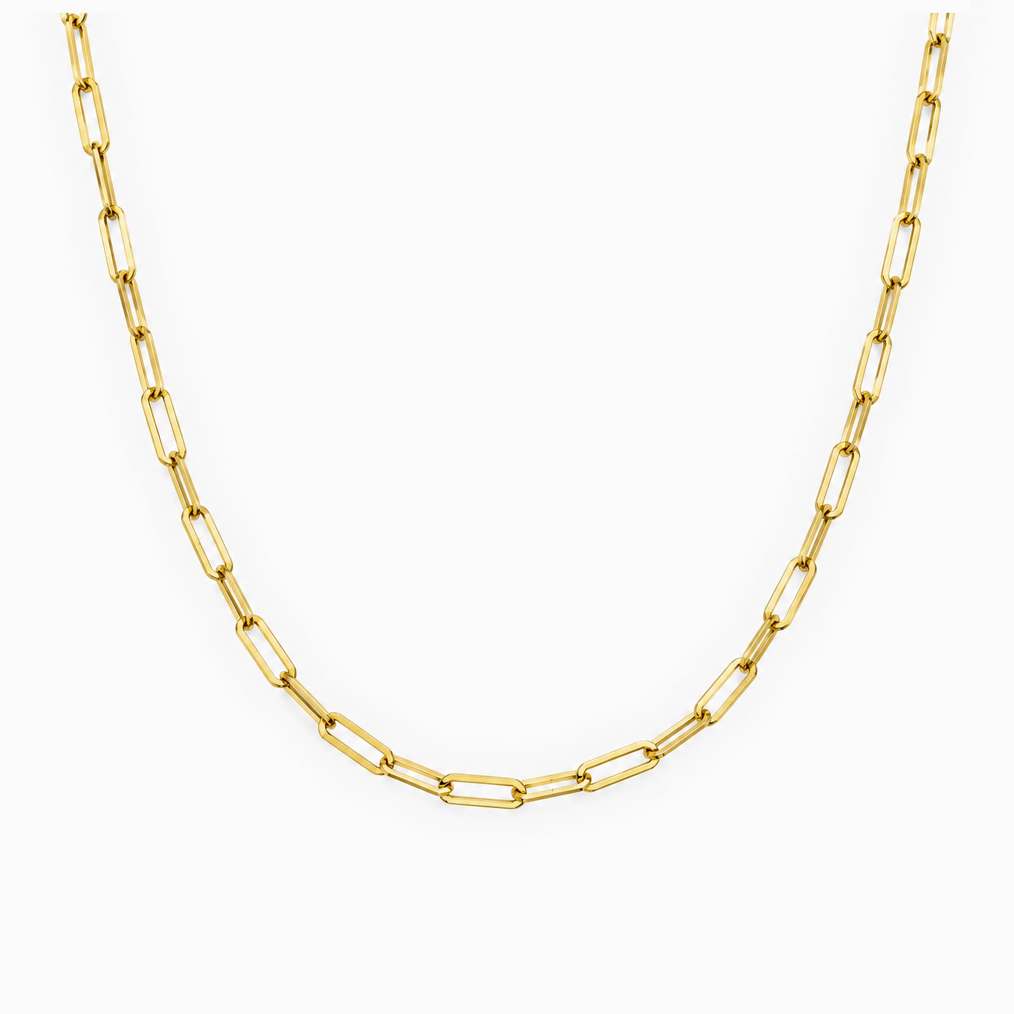 Cadena estilo paperclip en oro 18K de 2 mm de grosor y 45 cm de longitud.