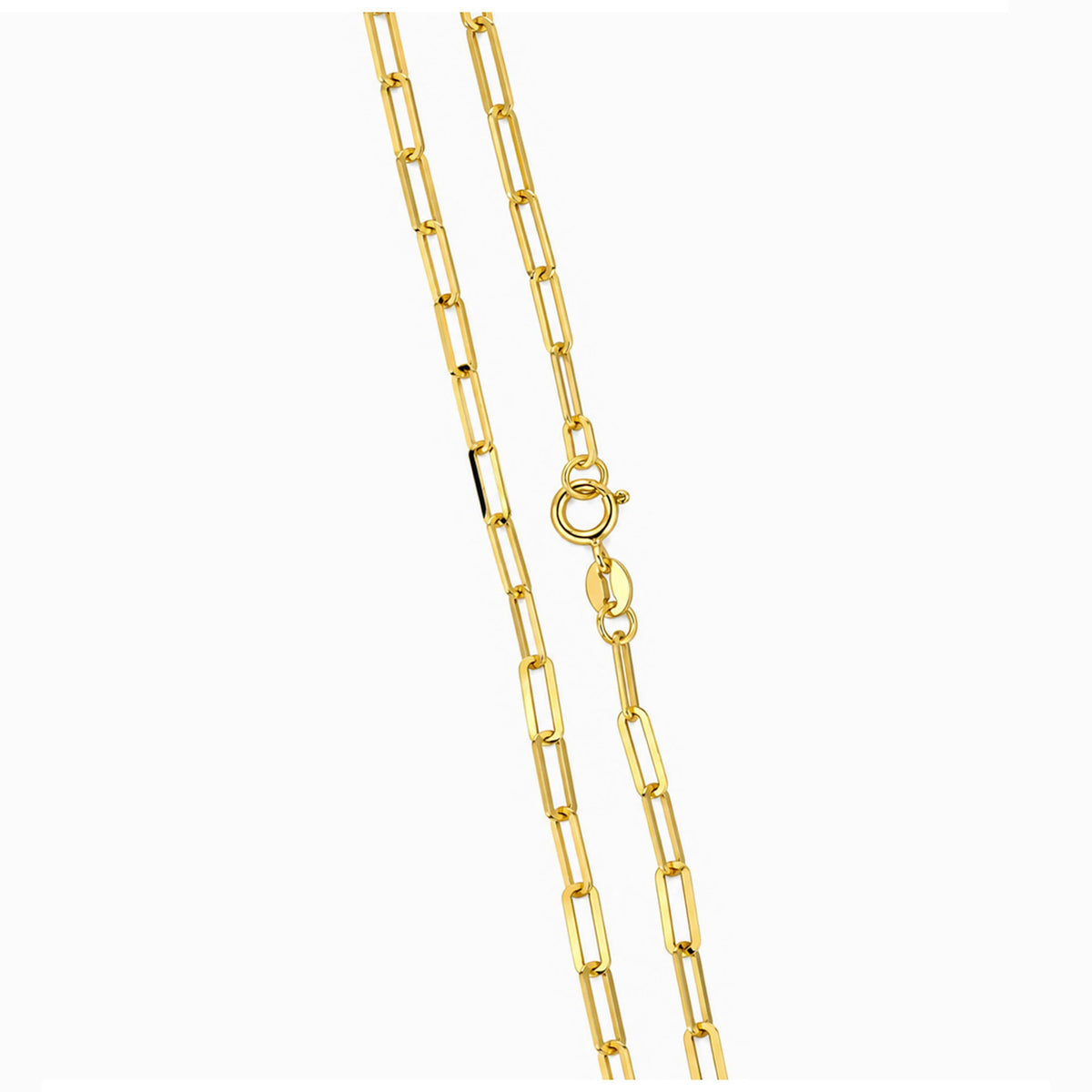 Cadena estilo paperclip en oro 18K de 2 mm de grosor y 45 cm de longitud.