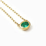 Collar solitario en oro de 18K con esmeralda para mujer con cadena de 40 cm