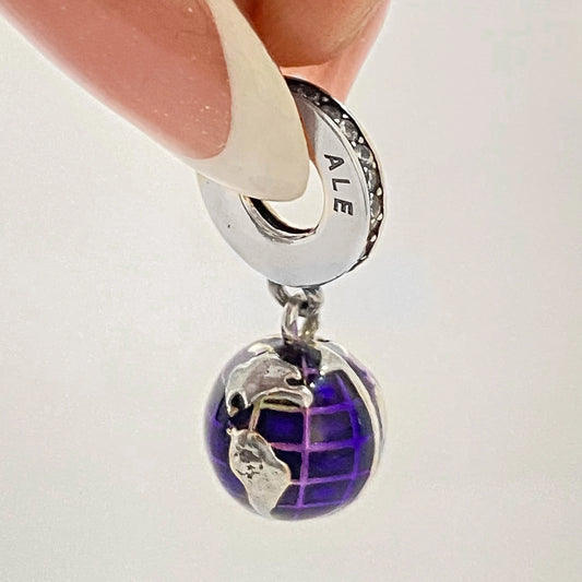 Charm Mundo