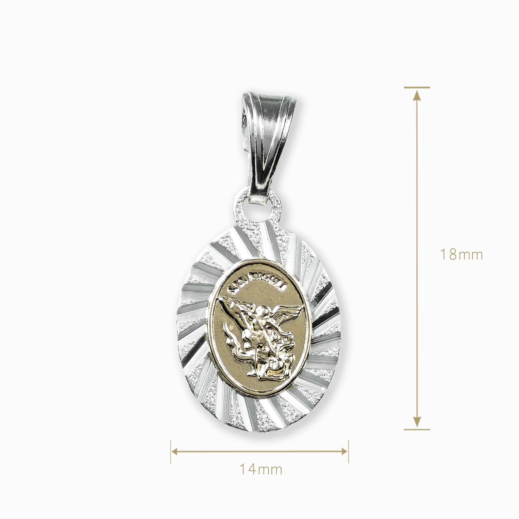Dije de la medalla de San Miguel Arcángel en plata ley 925 con baño en oro.