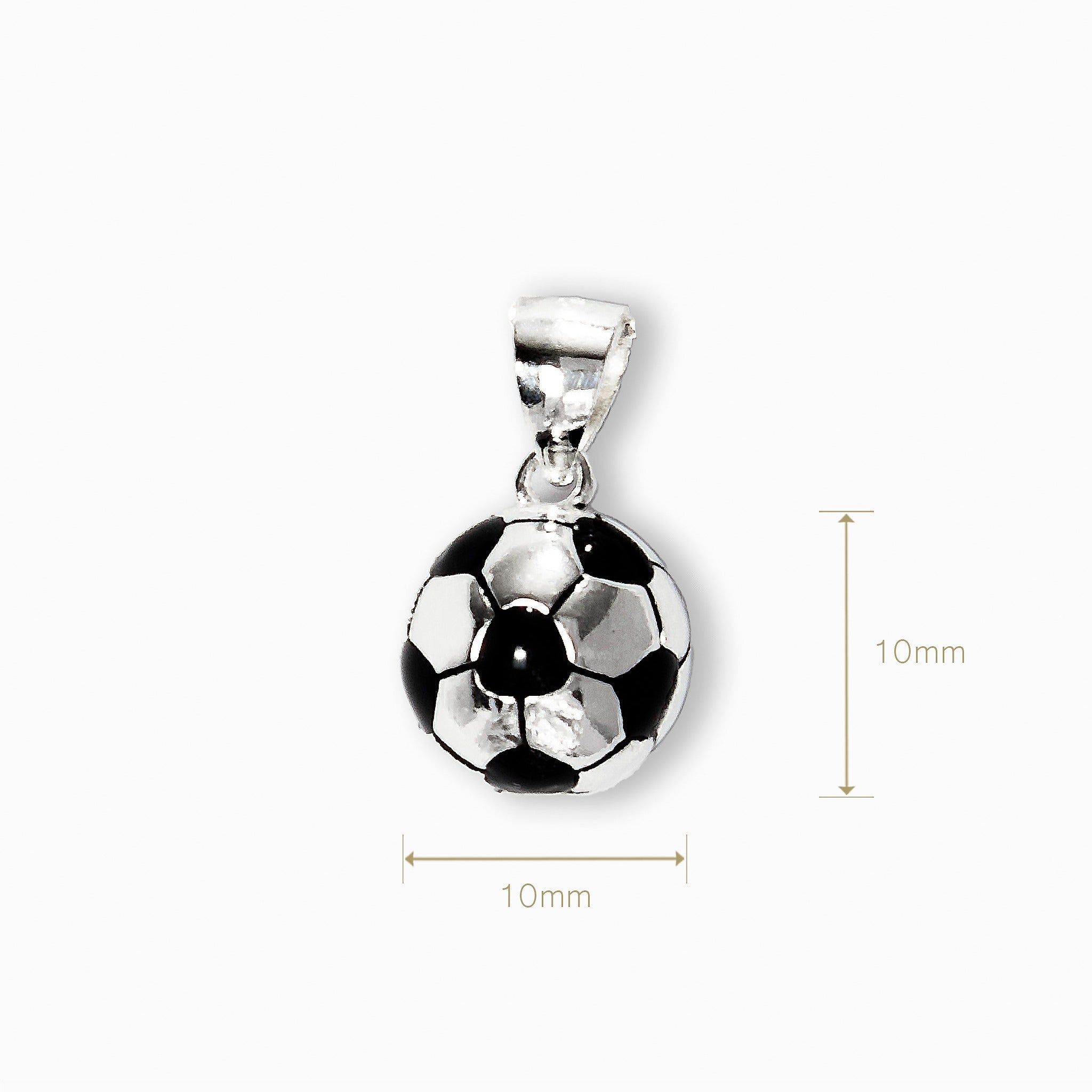 Dije tridimensional con forma de balón de fútbol en Plata Ley 925 con detalles esmaltados en negro sobre fondo blanco