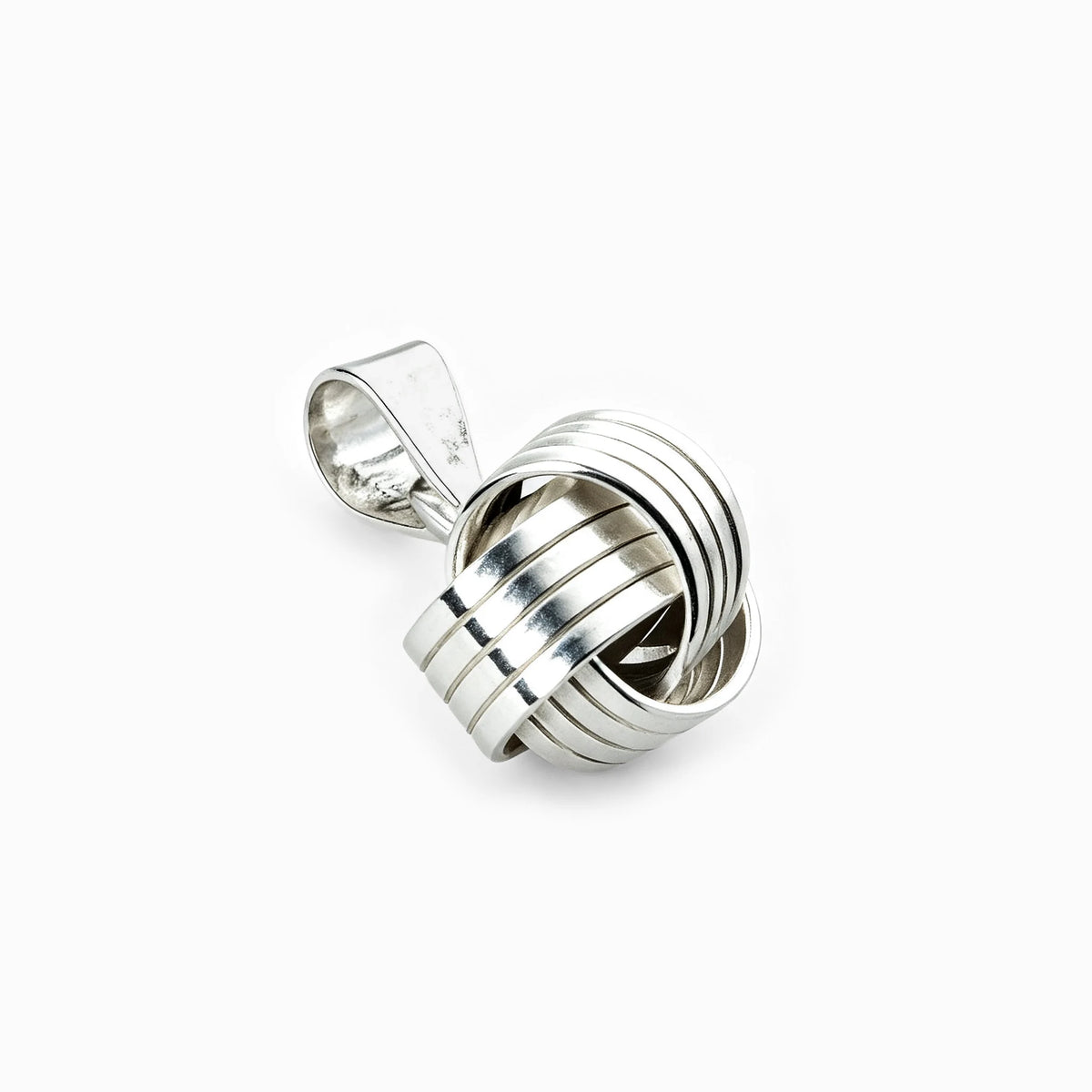 Dije geométrico de nudos entrelazados de 9 mm en plata ley 925 de acabado pulido
