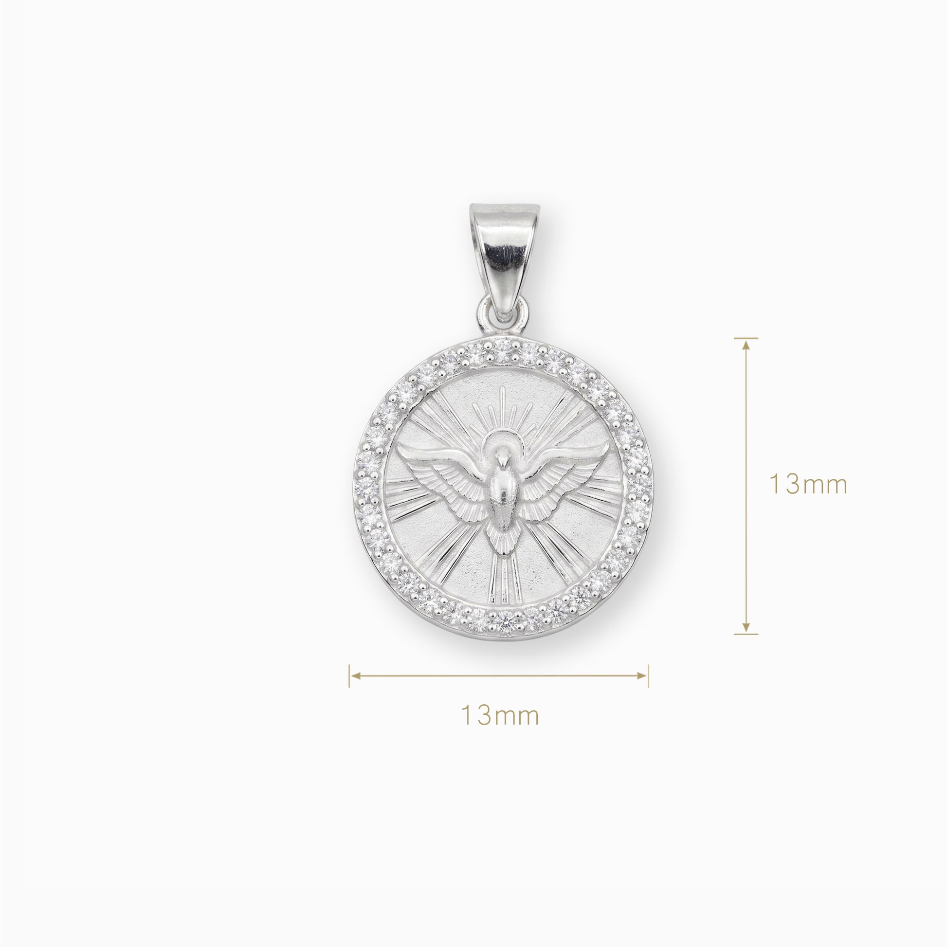  Dije circular de la medalla del Espíritu Santo en plata ley 925 con borde de circones blancos brillantes sobre fondo blanco.
