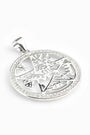 Dije de pentagrama Tetragramatón circular en plata ley 925 con halo de circones blancos.