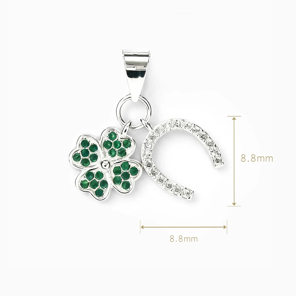 Dije de trébol y herradura de 8.8 mm en plata ley 925 con circones verdes y blancos