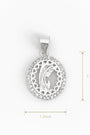Dije de medalla de la Virgen calada en Plata Ley 925 con halo de circones de Joyería Esterlina.