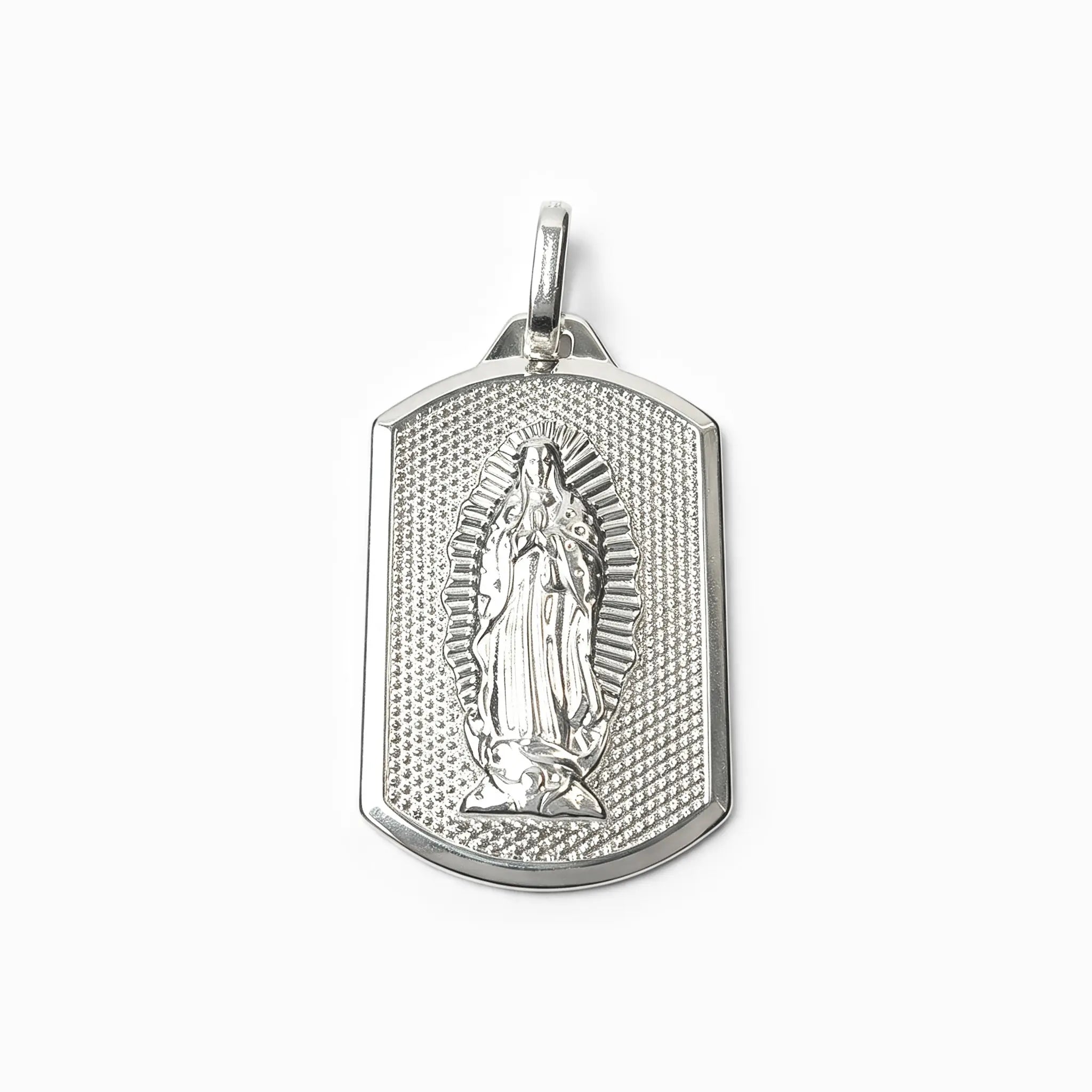 Dije placa con la Virgen de Guadalupe en plata ley 925 para mujer