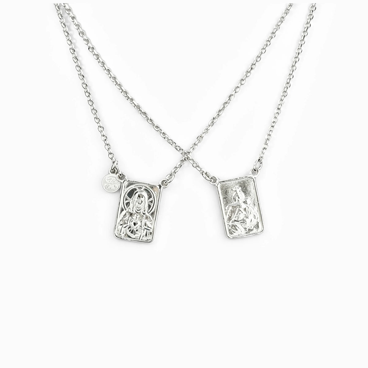 Escapulario Devoción Sacra en plata ley 925 con medallas del Sagrado Corazón y la Virgen María.
