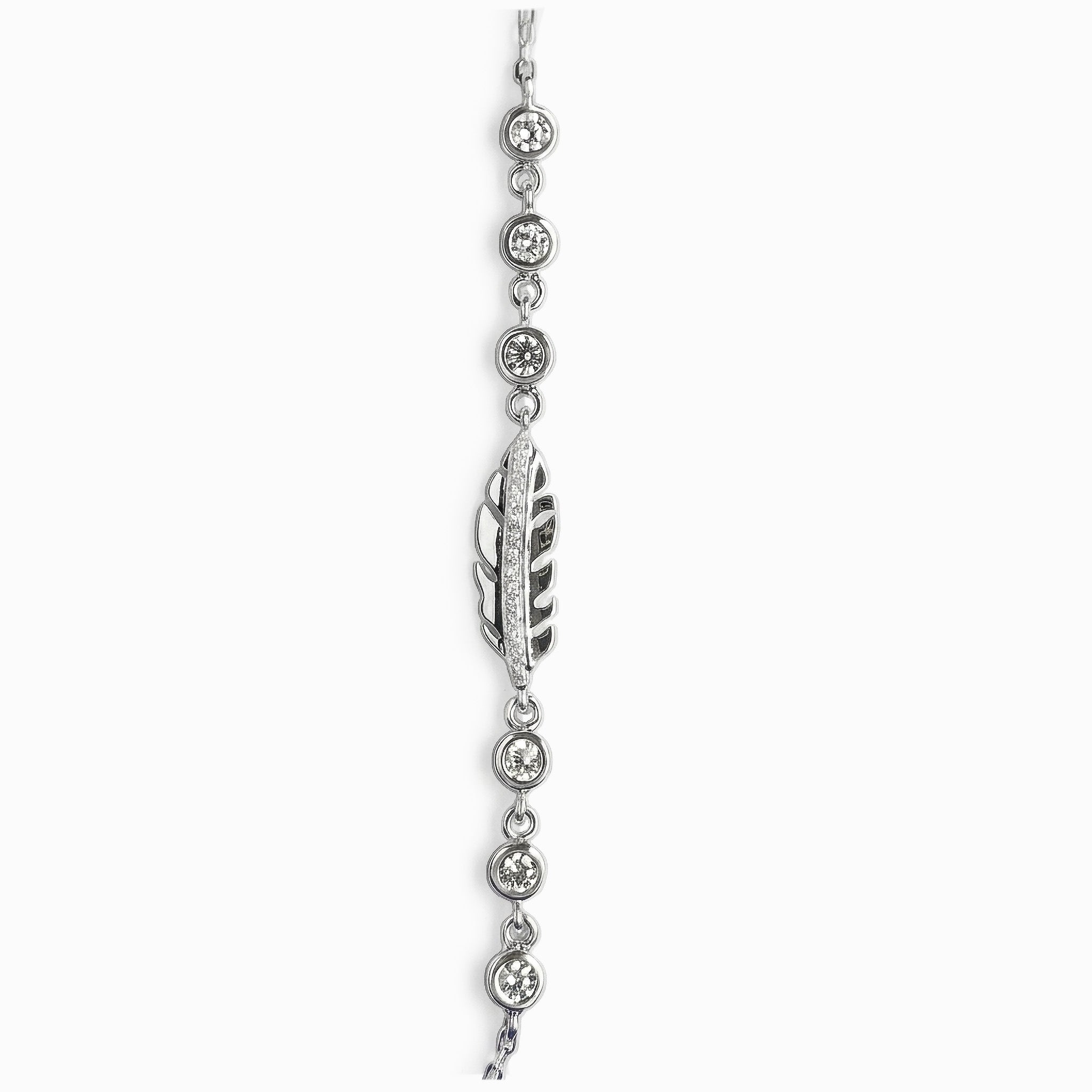 Pulsera diseño de hoja con circones blancos en plata ley 925.