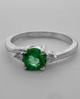 Anillo con Esmeralda y Diamantes