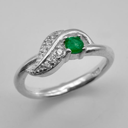 Anillo Esmeralda Hoja