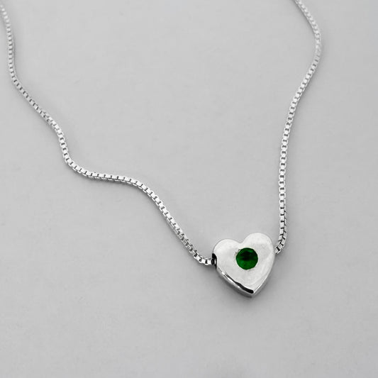 Collar con Inicial y Esmeralda