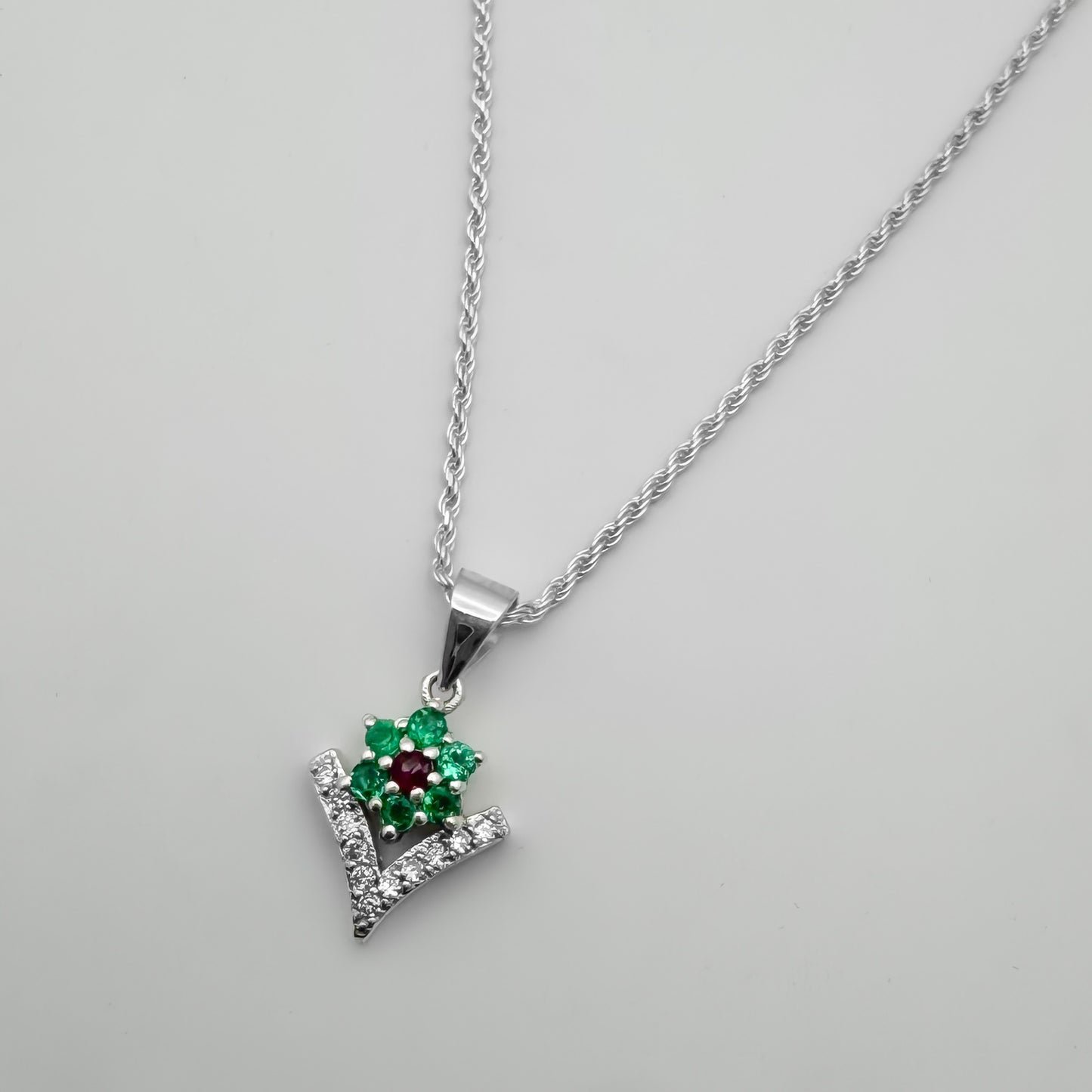 Collar Flor Esmeralda y Rubí