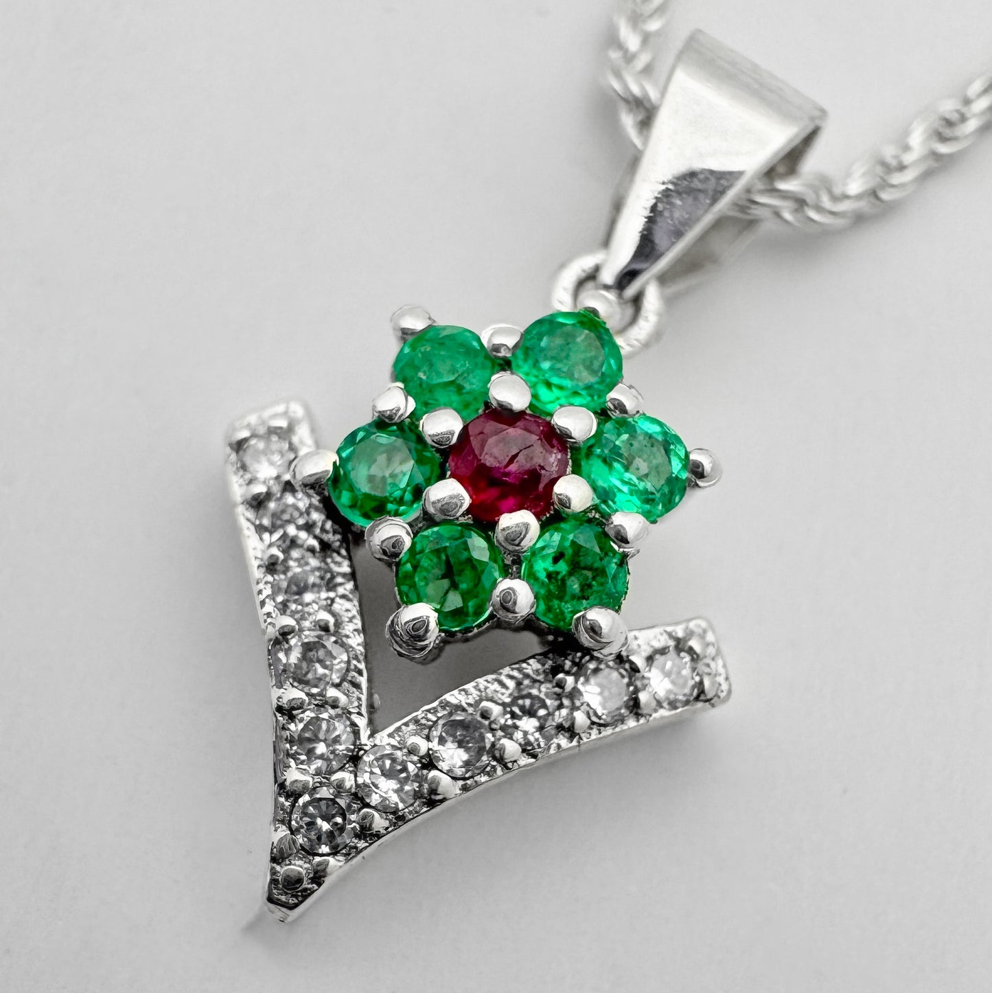 Collar Flor Esmeralda y Rubí