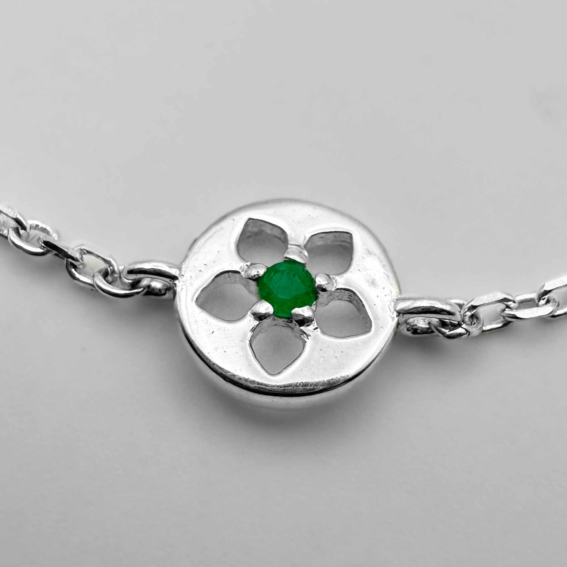 Pulsera con Esmeralda