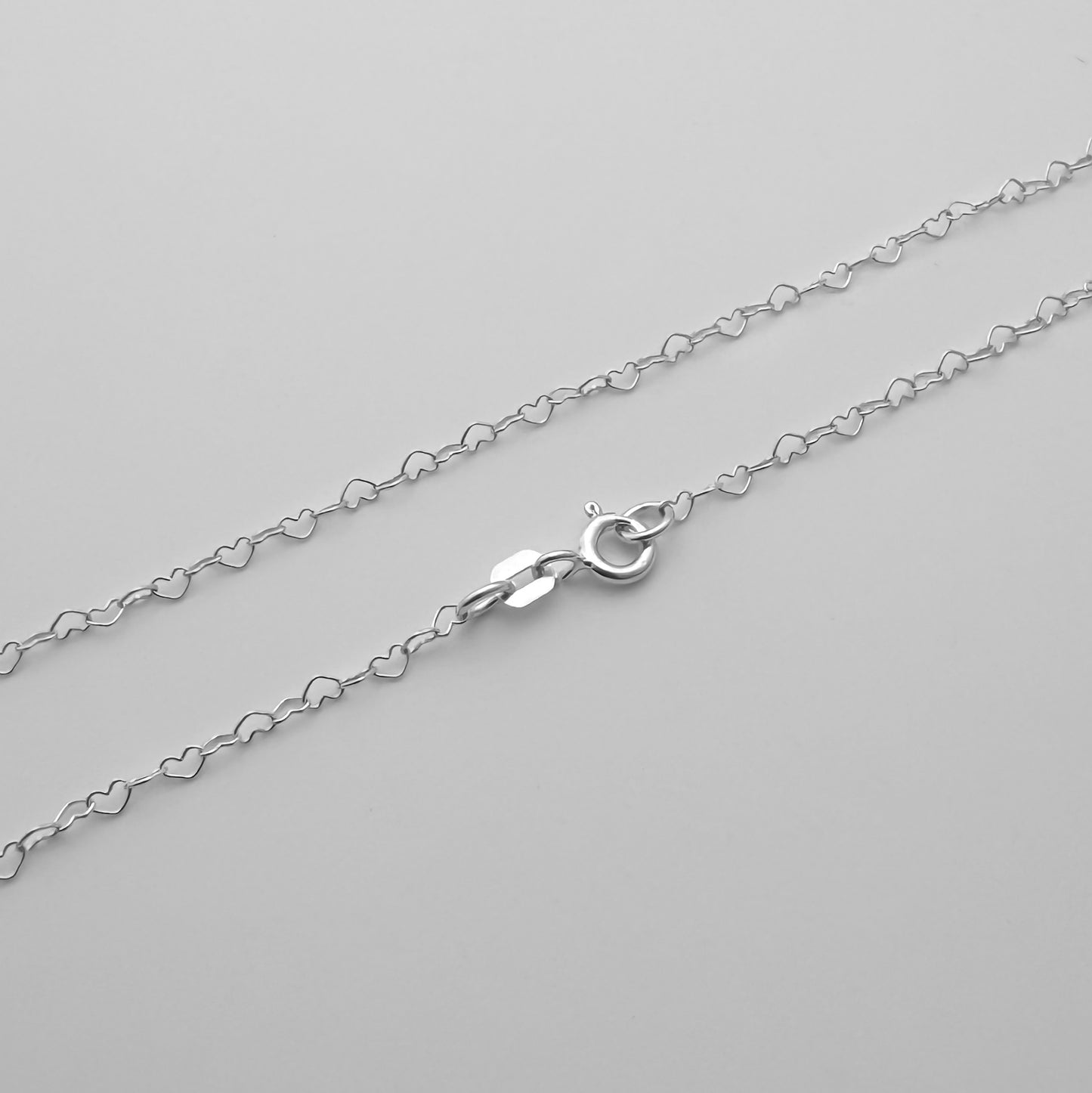 Cadena corazones