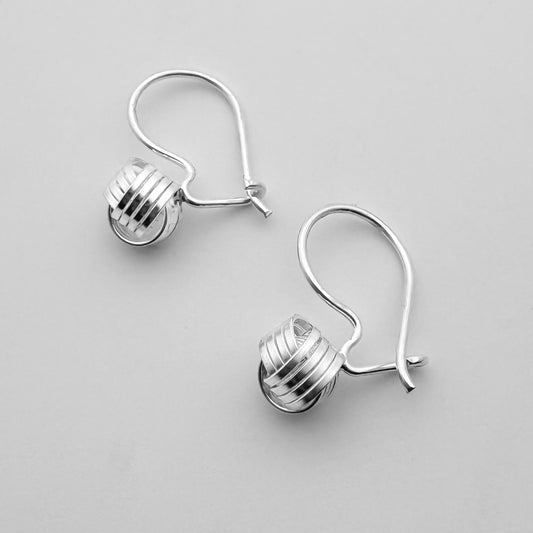 Aretes nudo