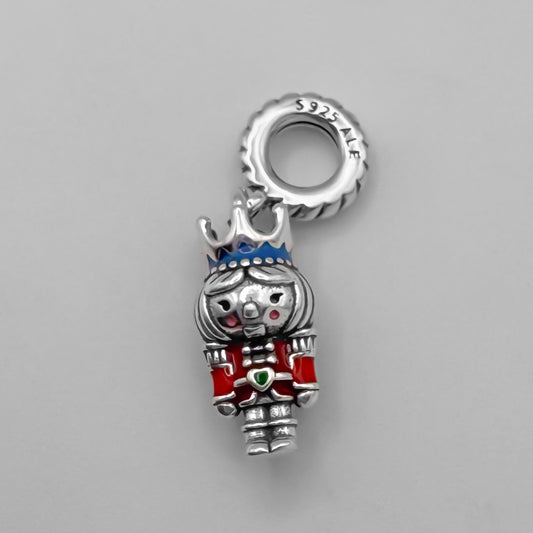 Charm Reina Cascanueces