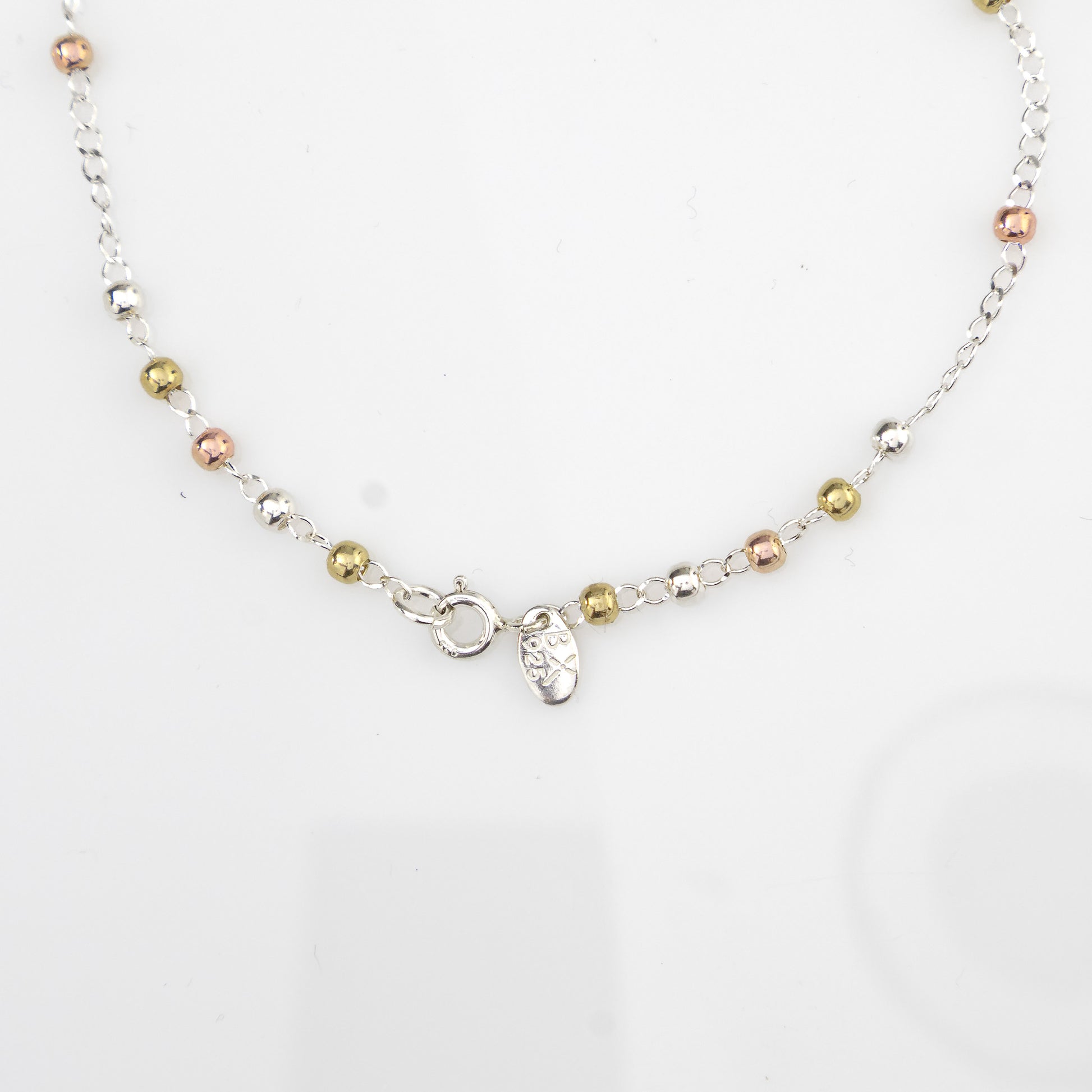 Rosario 'Fe Radiante' – Plata Ley 925 y Balines Tricolor
