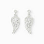 Juego de aretes colgantes y dije en forma de ala celestial calada en plata ley 925 con circones.